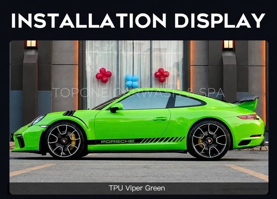 รถสปอร์ตสีเขียวสด TPU Viper Green จอดด้านข้าง พร้อมข้อความ Installation Display